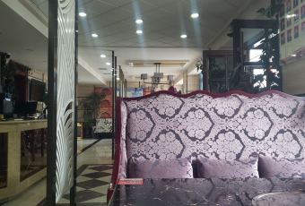 伊清苑餐饮(青年巷店) User Photo