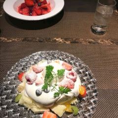 Pierre Precieuse Cakes and Cafe User Photo