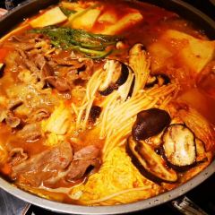 Qing Du Li Japanese Cuisine (DongEr Huan Store) 여행 사진
