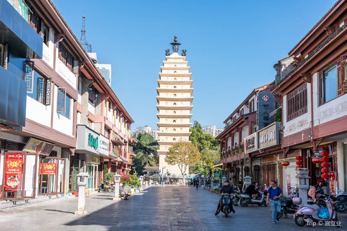 동사탑 & 서사탑