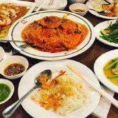 Somboon Seafood Central Embassy User Photo