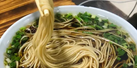 易溝子醬油麵