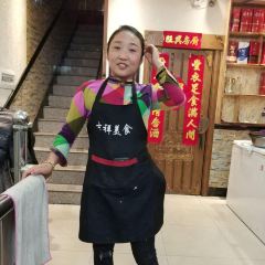 吉祥矿泉美食城 User Photo