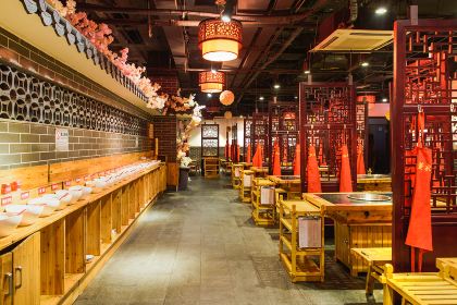 Dong Jia Wan Chongqing Hot Pot( Bin Jiang Dao )