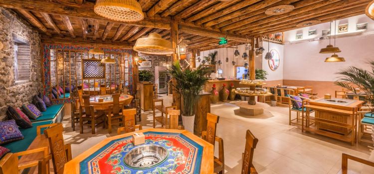 Duan Gongzi's Dali Bai Ethnic Cultural Experience Restaurant