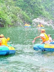 Luohe River Rafting