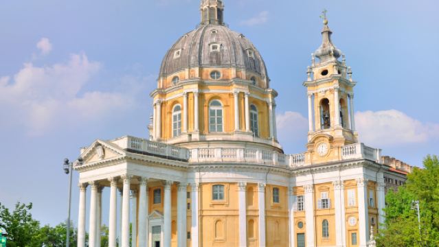 พระราชวังตูริน + ปราสาทวาเลนติโน + พิพิธภัณฑ์ศิลปะสมัยใหม่และร่วมสมัย + มหาวิหารซูเปอร์กา + พิพิธภัณฑ์ยานยนต์แห่งชาติอิตาลี + ทัวร์วันเดียว/ทัวร์หลายวัน พิพิธภัณฑ์อียิปต์