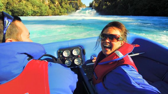 Hukafalls Jet Taupo