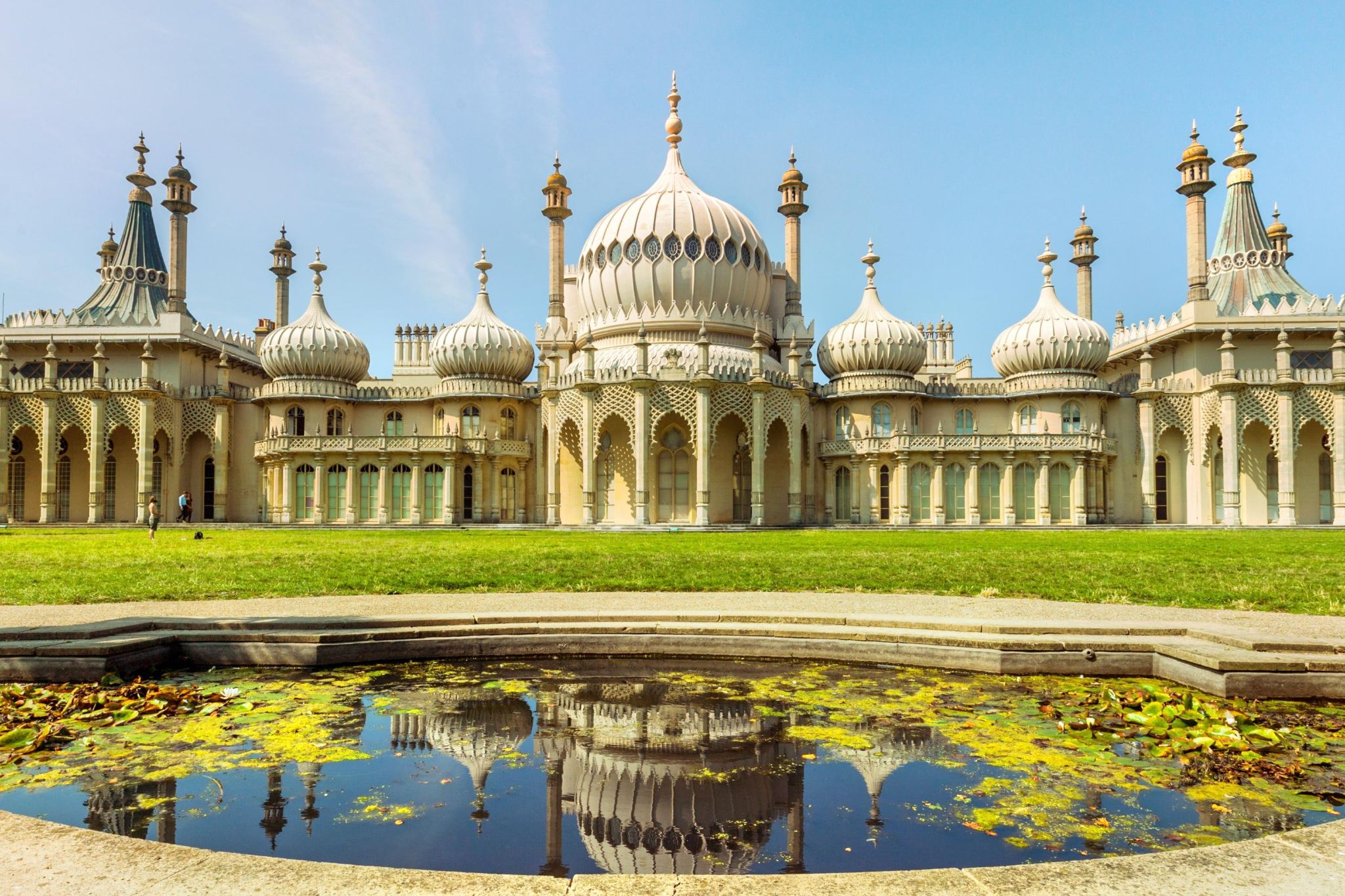 London Royal Pavilion + Seven Sisters Country Park + Brighton i360 day tour