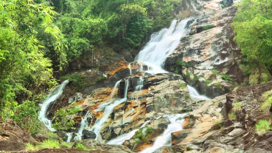 Wat Namtok Tone Nga Chang