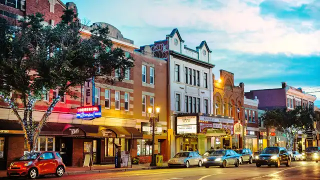 Hotels near Whyte Ave NW