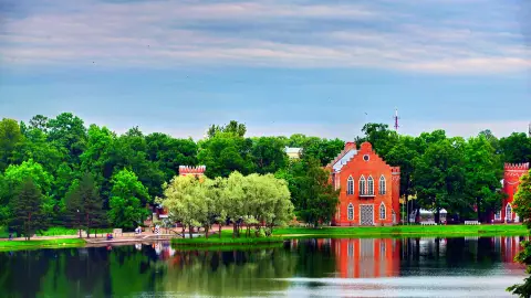 Krasnoe Selo, Sankt-Peterburgdagi fohishalar