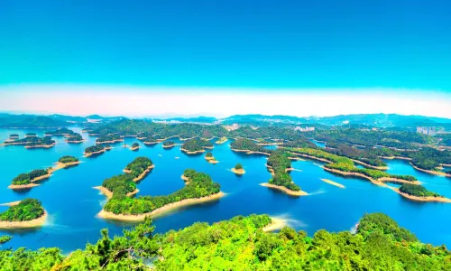 Thousand Island Lake