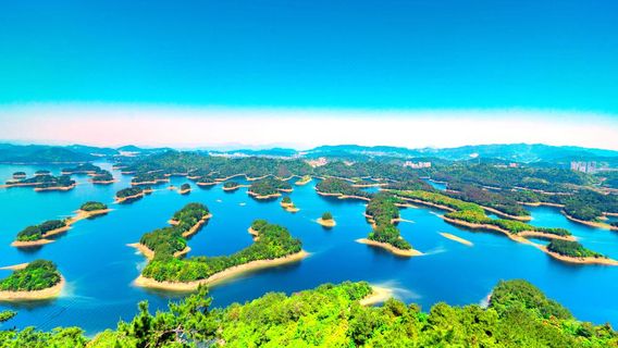 Thousand Island Lake