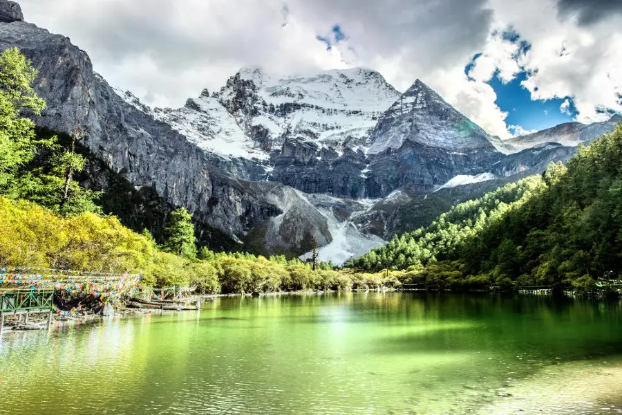 Yading Tubu Xiaozhuan Mountain