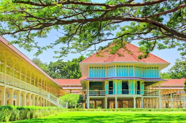 Maruekhathaiyawan Palace