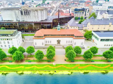 鄰近卑爾根美術館的酒店