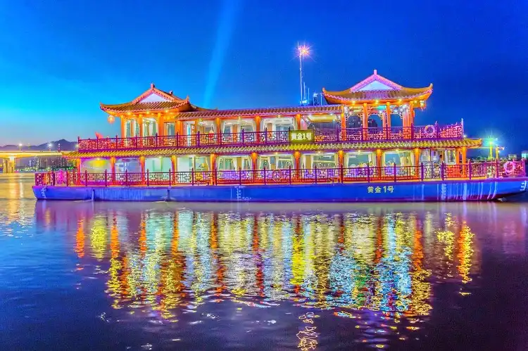 Hotels near Beijiang Night Cruise(Gold No. 1 Wharf)