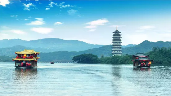Hanfeng Lake