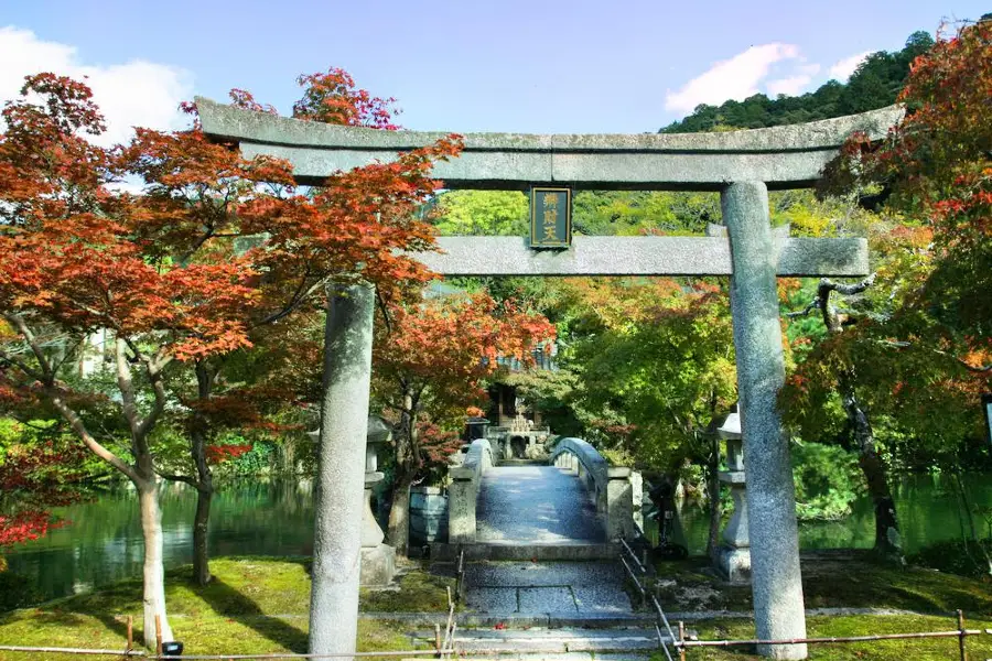 Sui Shrine