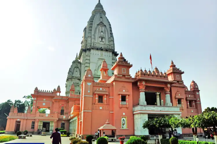 Hotels near Banaras Hindu University
