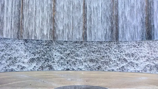 Gerald D. Hines Waterwall Park