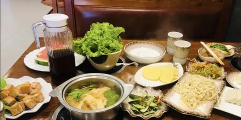 府穀縣九九香老火鍋店