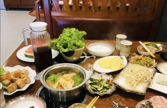 府穀縣九九香老火鍋店