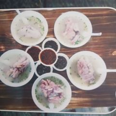 通宵黄蹄花 User Photo