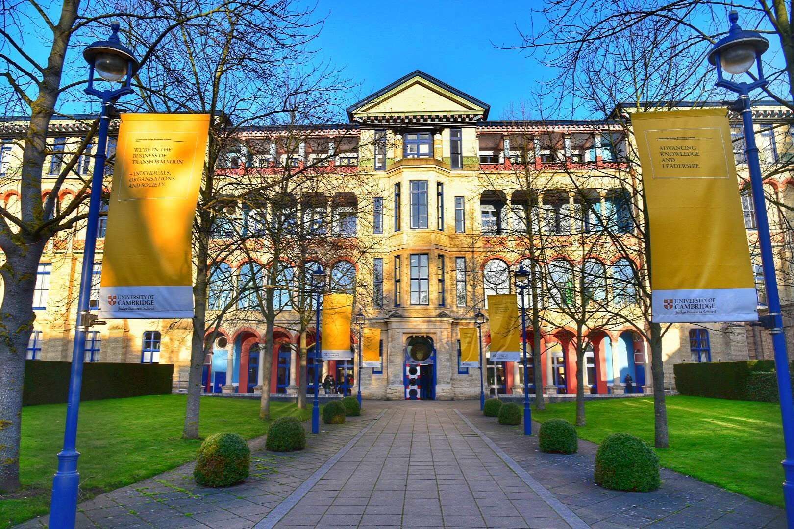 ケンブリッジ ため息橋 評判 案内 トリップドットコム