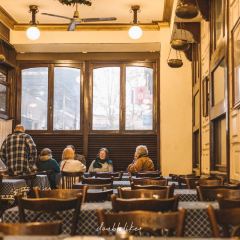 Café Riche User Photo