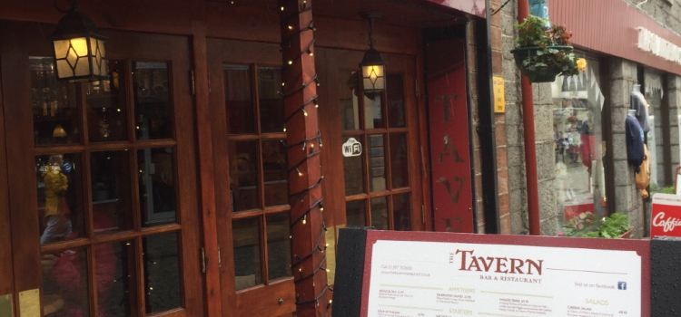 Tavern Cafe Bar