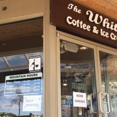 The White Coffee & Ice Cream 여행 사진