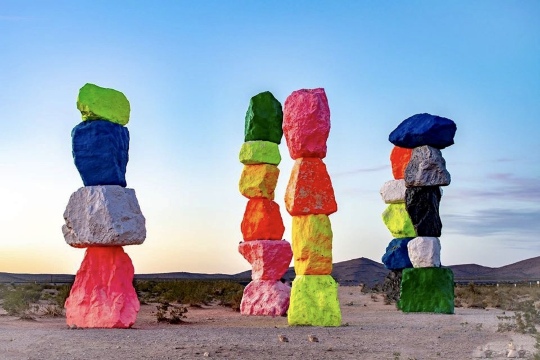 最新】セブン・マジック・マウンテンズ - チケット、営業時間、口コミ