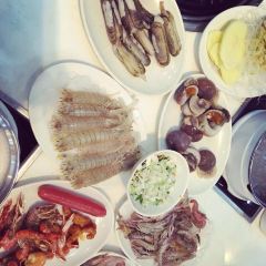 Wuyuehuafeiniuzizhu Barbecue Seafood Hot Pot User Photo