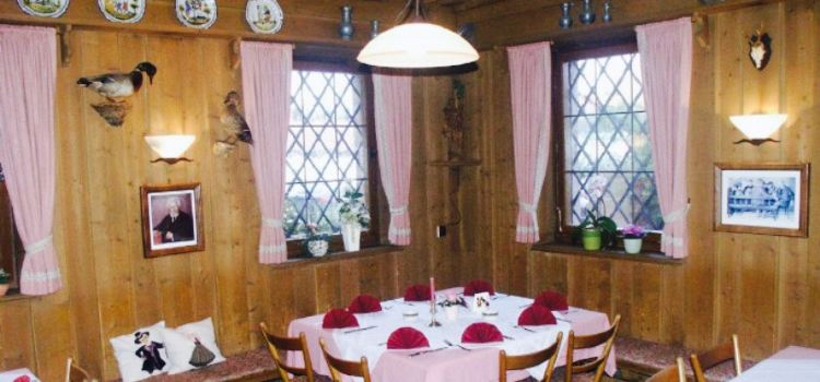 Gasthaus Altes Schloss zu Hofles
