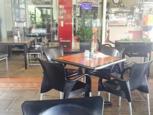 La Linea Caffe