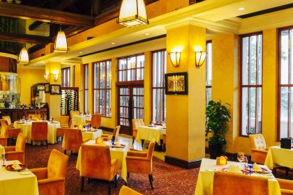 Hemispheres Steak & Seafood Grill