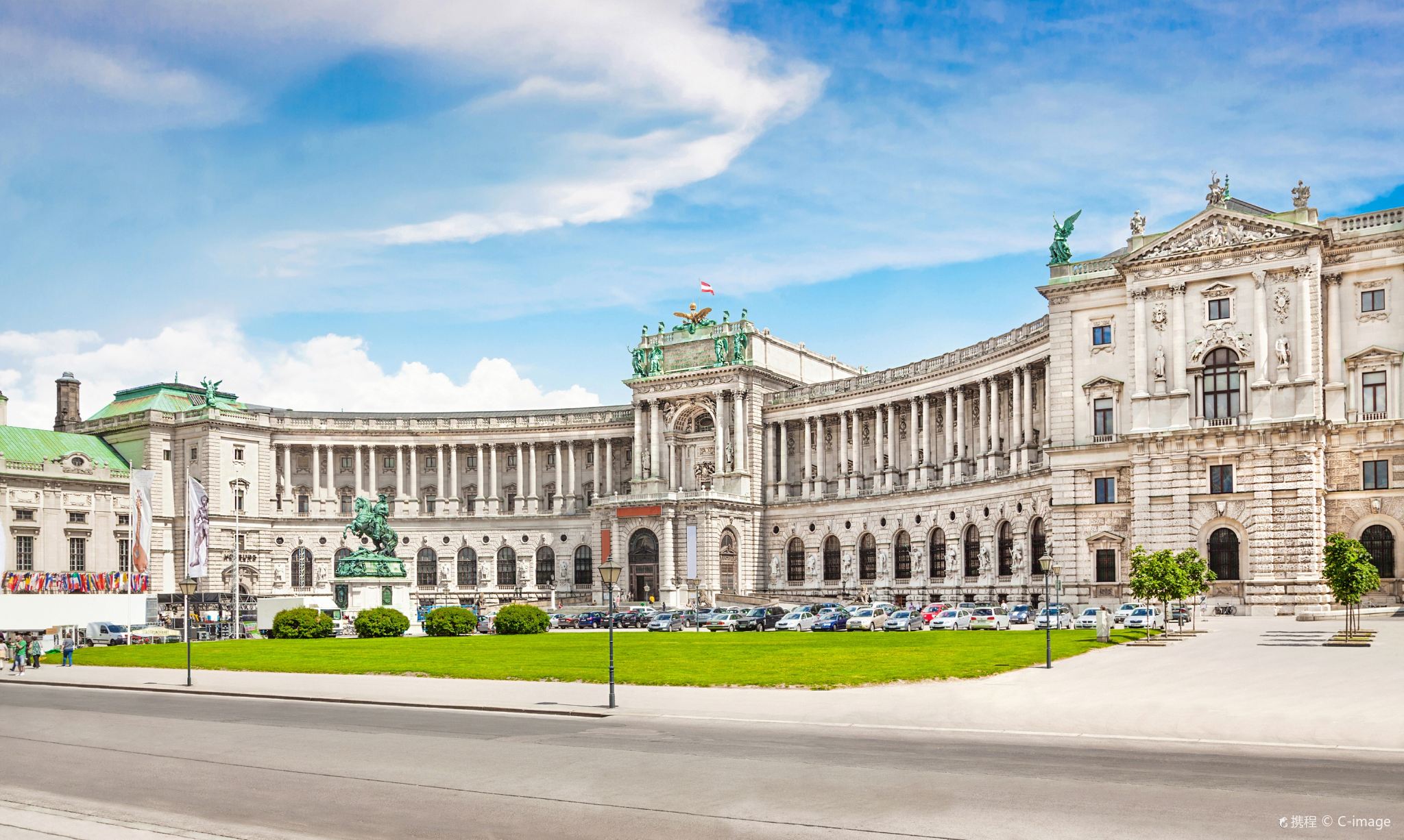 Tour di un giorno alla Sala d'Oro di Vienna + Orangerie del Castello di Schönbrunn + Castello del Belvedere + Kunsthistorisches Museum Vienna
