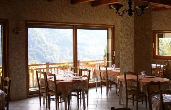 弗米奧伯格巴薩德酒店