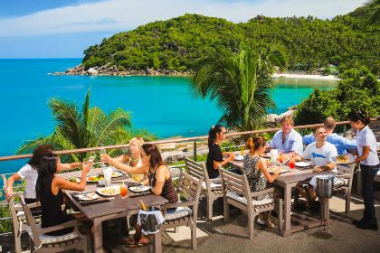 The Cliff Bar and Grill