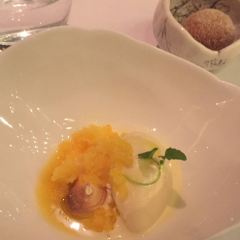 THE LEDBURY 여행 사진