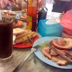 Yut Kee Restaurant User Photo