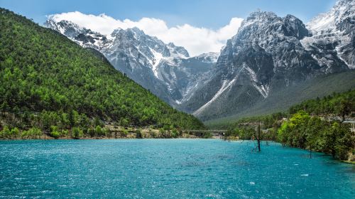 Jade Dragon Snow Mountain