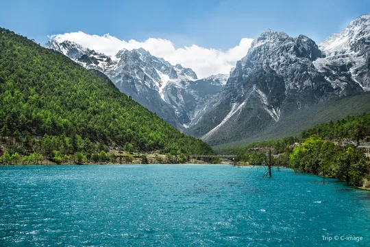 1_Yulong Snow Mountain