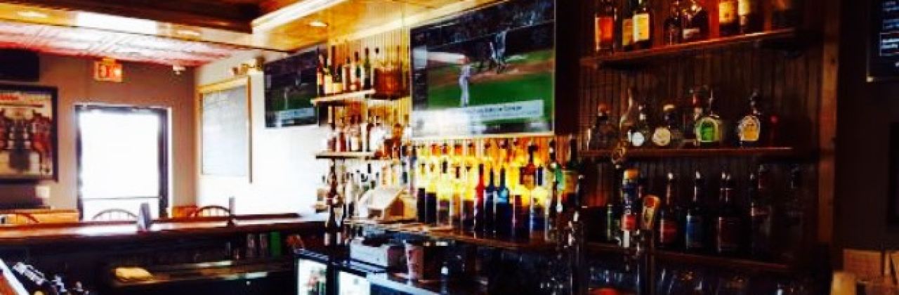 Tomatoe's Pizza & Sports Bar