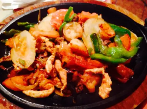 Los Agaves Mexican Grill