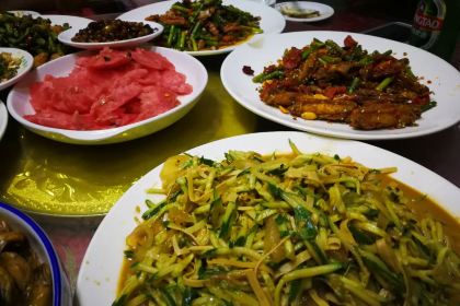 宝华小吃(兴海北街店)