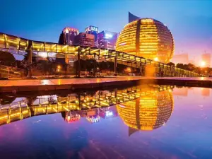 Attrazioni del Giro Notturno a Zhejiang: le opzioni più popolari