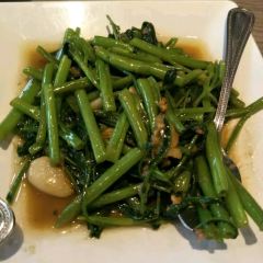 Baan Khanitha Thai Cuisine User Photo